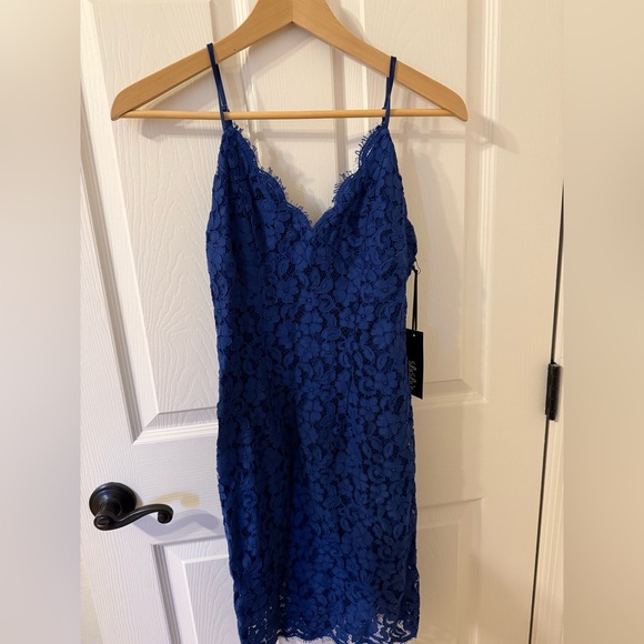 Lulus lacy blue dress in size small. NWOT - Picture 1 of 3